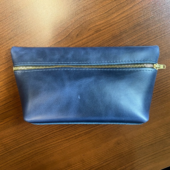Portland Leather Handbags - Portland Leather Classic Makeup Bag